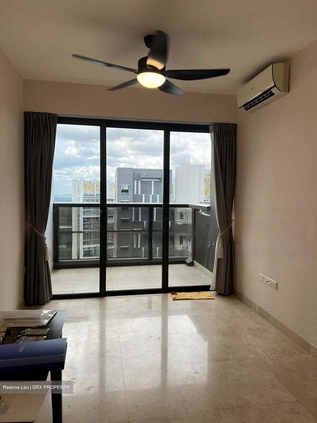 Commonwealth Towers (D3), Condominium #453602551